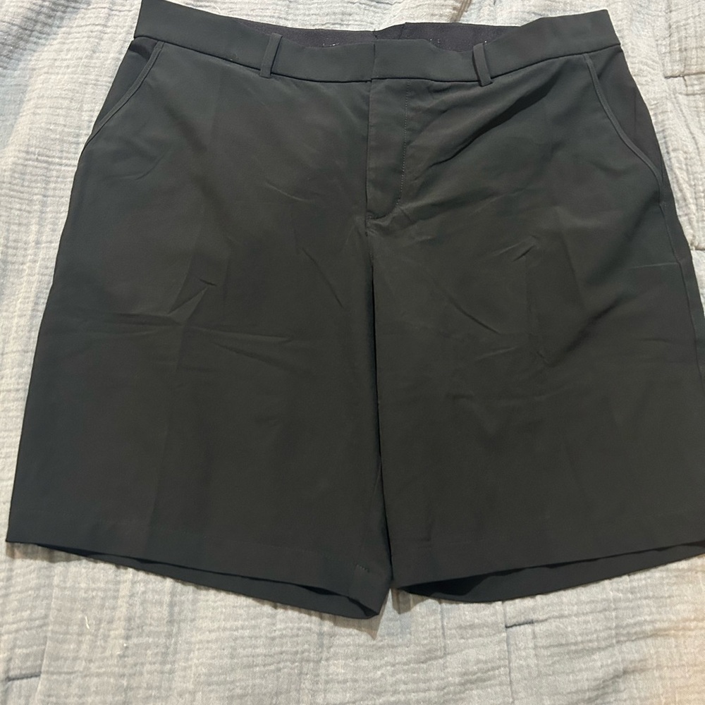 Men's Nike Golf Shorts black size 38